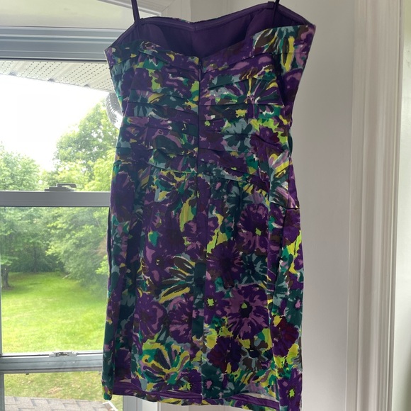 BCBG Maxazria strapless mini dress size 06 - Picture 2 of 3